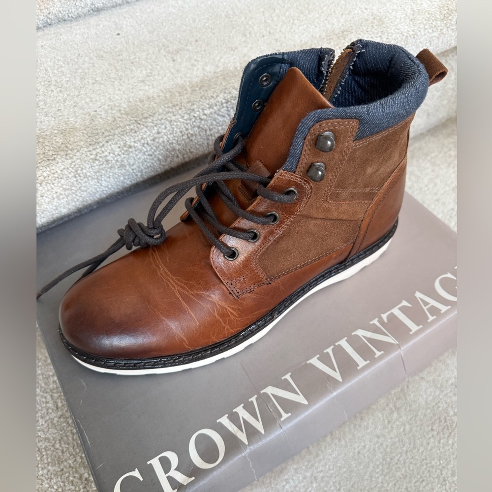 Crown Vintage Men's Tan Leather Lace-Up Boots